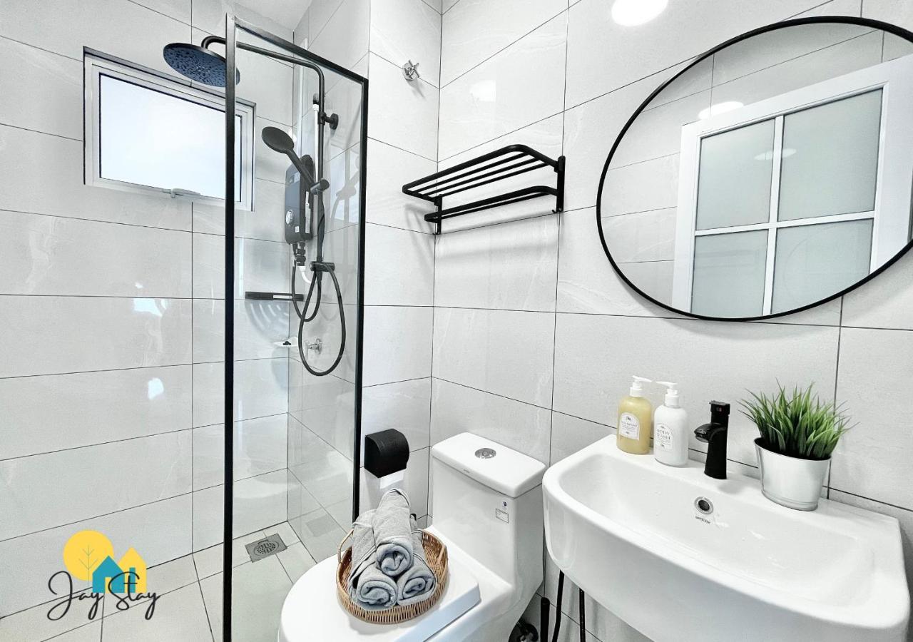 Amber Cove L Luxury Seaview 2br L 6-8pax L Gamesroom L Centre L Jonker St By Jay Malacca