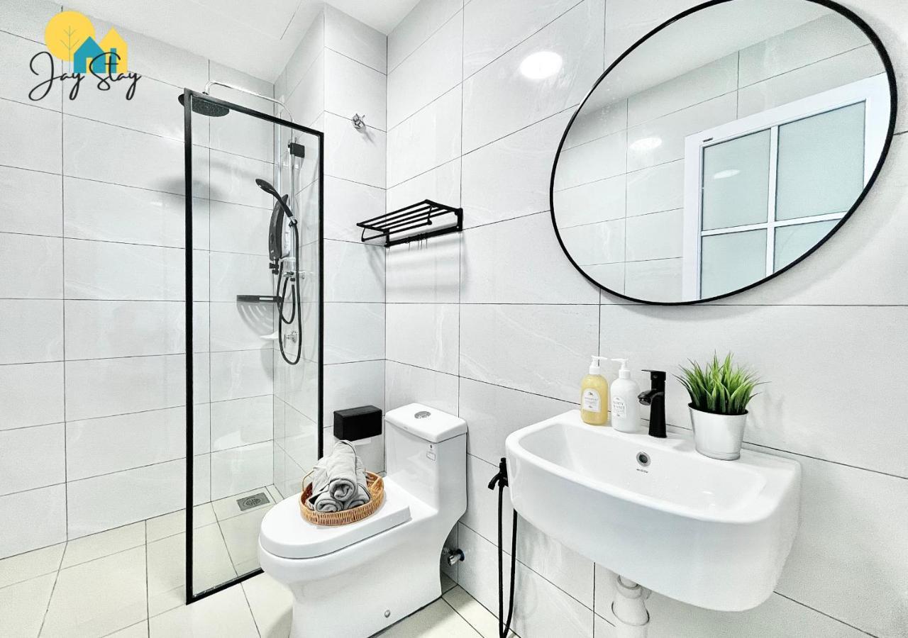 Amber Cove L Luxury Seaview 2br L 6-8pax L Gamesroom L Centre L Jonker St By Jay Malacca